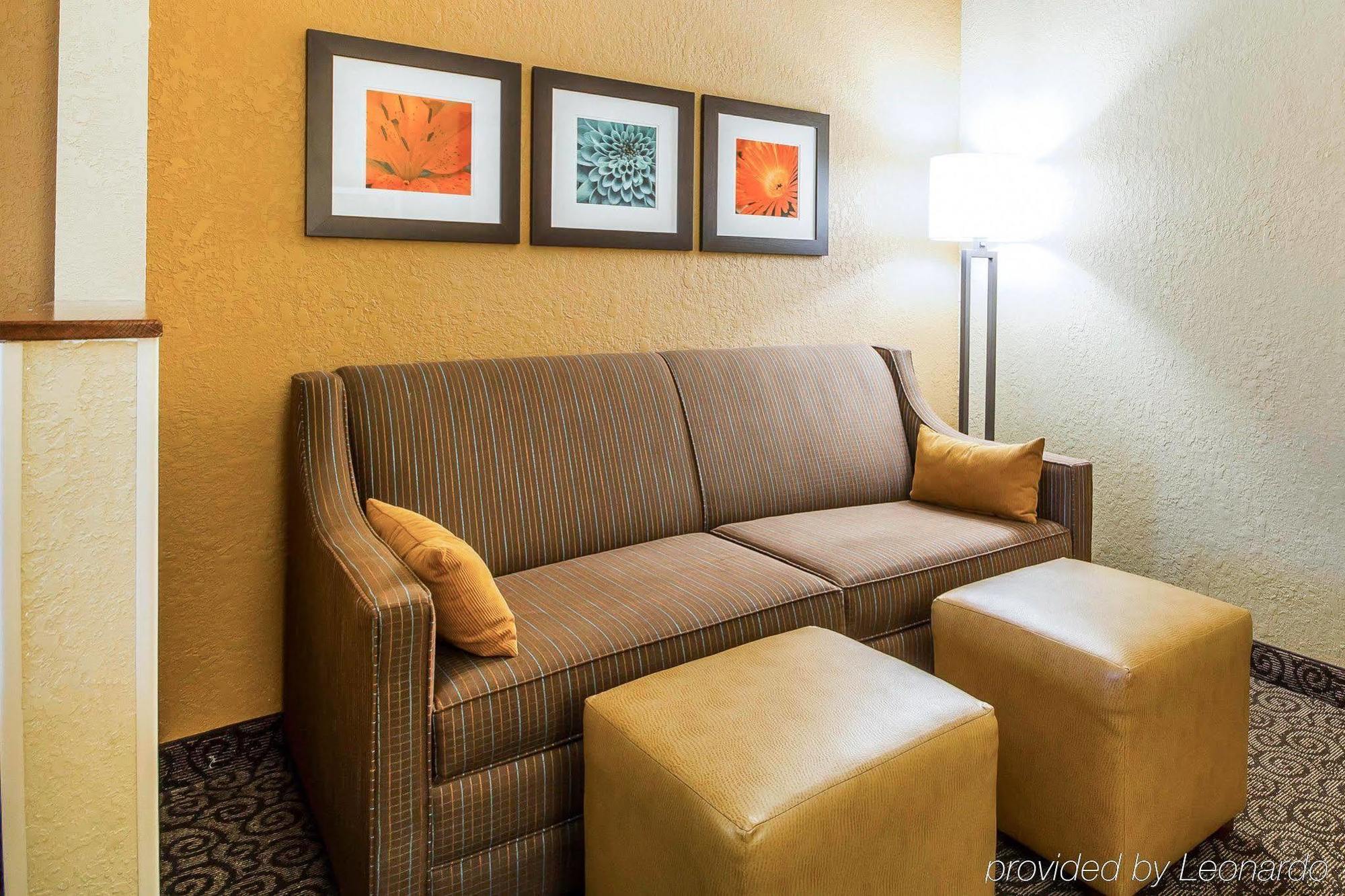 Comfort Suites Ramsey Exterior photo